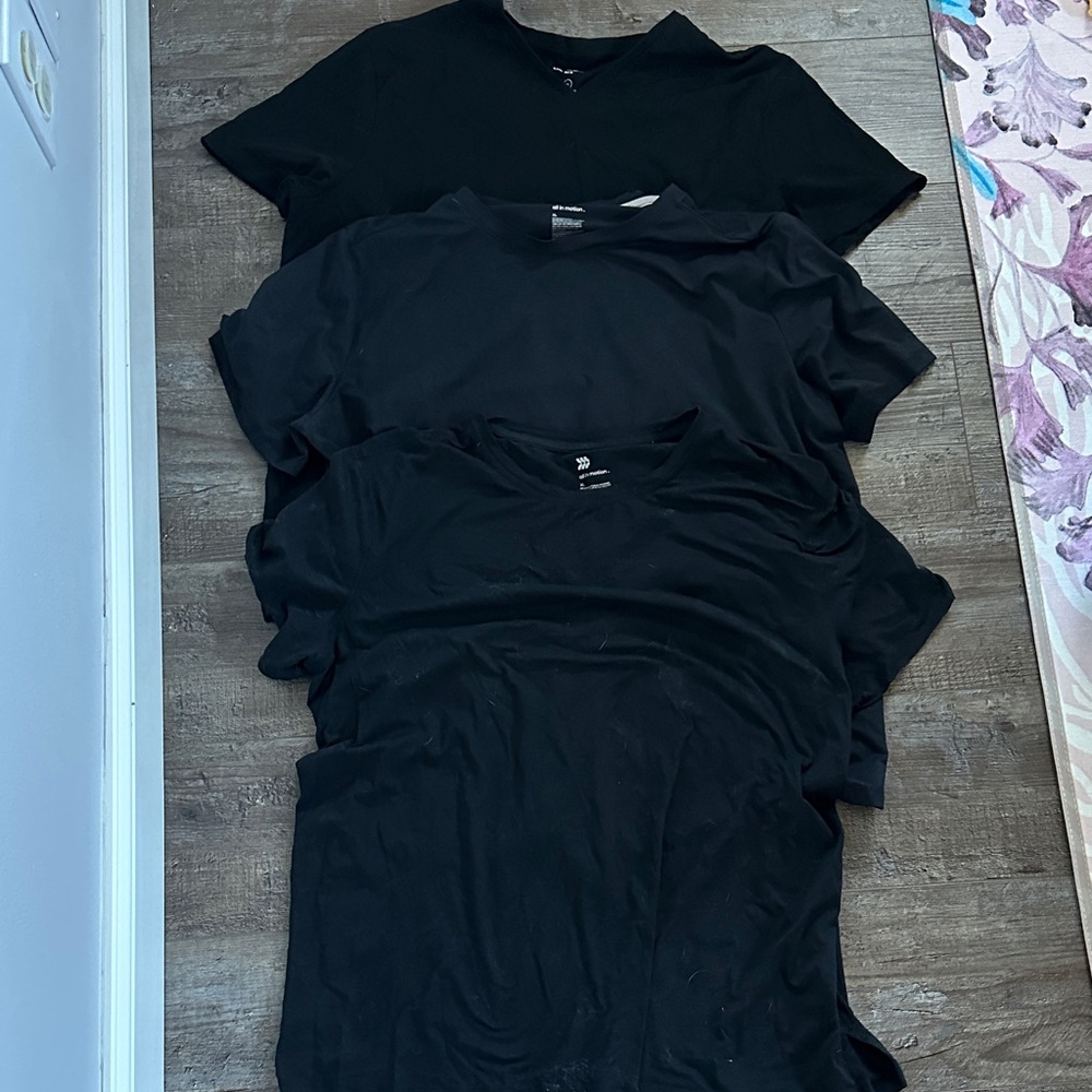 Pack of 3 Black Men’s Shirts All in Motion & Goodfellow and Co
